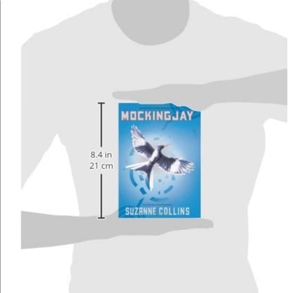 Suzanne Collins: Hunger Games Books 2 & 3 “Catching Fire” & “Mockingjay”. EUC - Picture 6 of 6